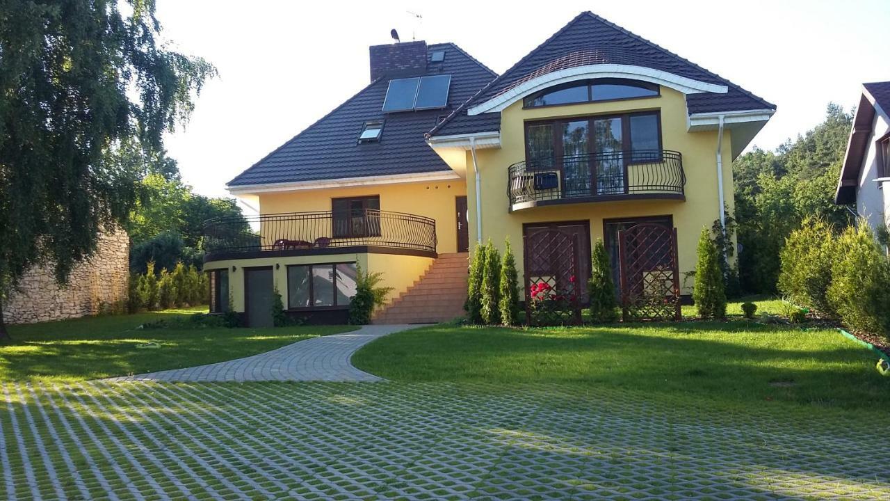Villa Jura Pokoje Goscinne Zarki Экстерьер фото